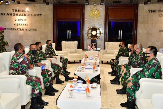 4 Perwira Tinggi TNI AL Kompak Menghadap Laksamana Yudo, Ada Apa? - JPNN.COM