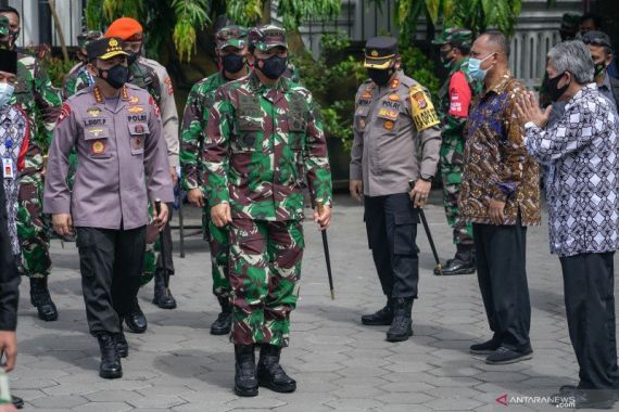 TNI Bakal Kerahkan 10.000 Prajurit untuk Pelacakan Kasus Covid-19 - JPNN.COM