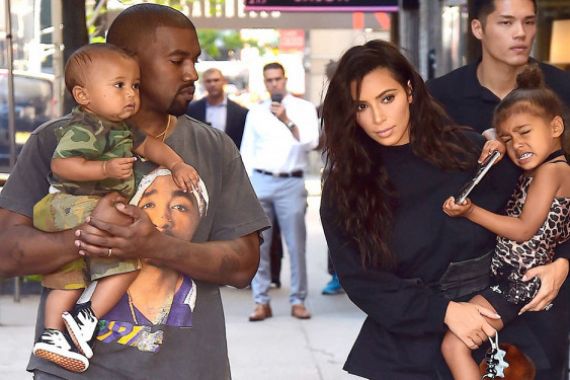 6 Tahun Menikah, Kim Kardashian Dikabarkan Gugat Cerai Kanye West - JPNN.COM