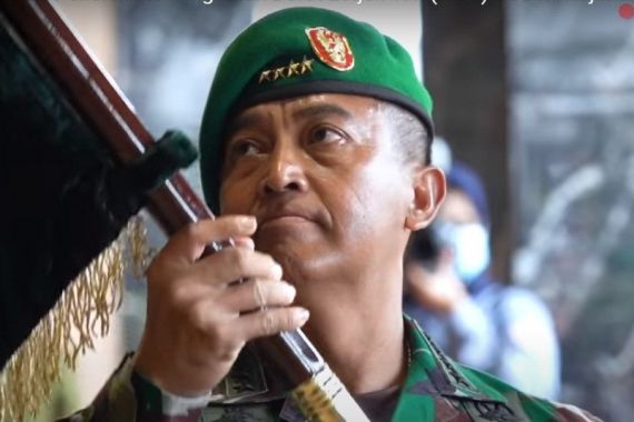 Anak Prajurit TNI AD Terkena Radang Otak, Jenderal Andika Fasilitasi Pengobatan di RSPAD - JPNN.COM