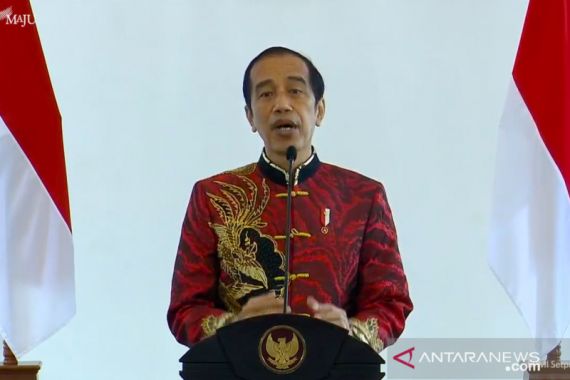 Presiden Jokowi: Tahun Kerbau Mestinya Penuh Kekuatan Besar, Keberanian, Keteguhan - JPNN.COM