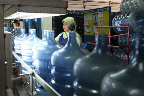 Regulasi dan Pengawasan Air Minum Dalam Kemasan Dilakukan Sangat Ketat - JPNN.COM