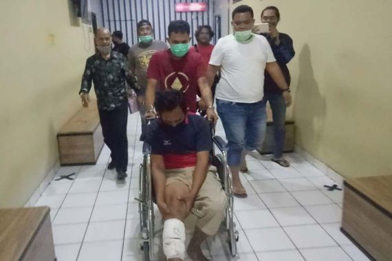 Penculik Anak di Palembang Ditangkap Polisi, Kakinya Langsung Didor, Nih Tampangnya - JPNN.COM