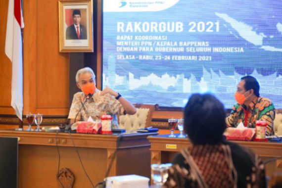 Pak Ganjar Usulkan Anggaran Rp 3,19 Triliun untuk Atasi Banjir dan Rob di Jateng - JPNN.COM