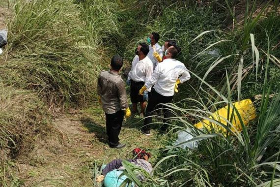 Pembunuh Sadis Suami Istri di Perkebunan Tebu Belum Terungkap, Polda Sumut Turun Buru Pelaku - JPNN.COM