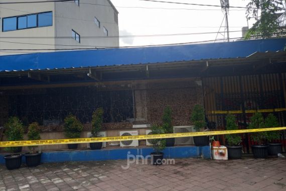 Oknum Polisi Menembak Anggota TNI, Begini Kondisi Terkini Kafe RM Cengkareng - JPNN.COM