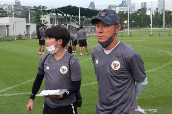 Maaf, Shin Tae-yong dan Koleganya tak Dapat Vaksin COVID-19 - JPNN.COM