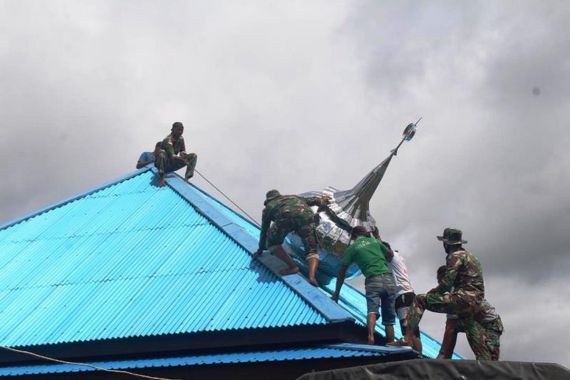 Anggota Kala Hitam TNI Tinggalkan Kenangan Luar Biasa di Senggi Keerom - JPNN.COM