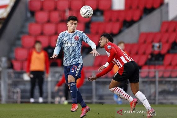 Hasil Liga Belanda: Keunggulan PSV Raib karena Keteledoran, Ajax Aman di Puncak - JPNN.COM