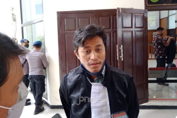 Gus Nur Dituntut 2 Tahun Penjara, Pengacara Sangat Kecewa, Ini Langkah Selanjutnya - JPNN.COM
