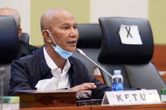 DPR Minta Pemerintah Siapkan Sektor Andalan Baru Sebagai Bantalan Pertumbuhan Ekonomi - JPNN.COM