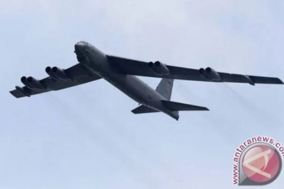 Pesawat Pengebom Berkemampuan Nuklir Milik AS Kirim Pesan untuk Rusia - JPNN.COM
