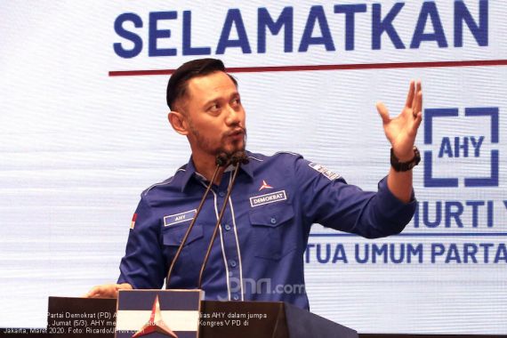 Singgung Moeldoko Mantan Prajurit TNI AD, AHY: Bukan Kesatria, Tidak Patut Dicontoh - JPNN.COM