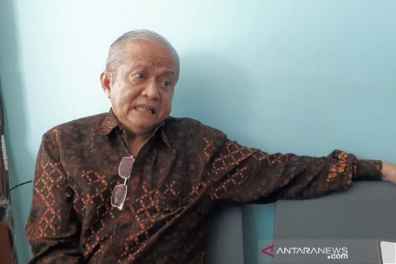 Anwar Abbas Melontarkan Candaan, Presiden Jokowi Tertawa, Oh Ternyata - JPNN.COM