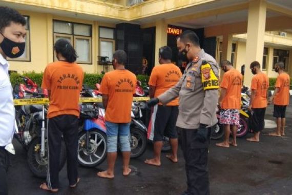 Selama 10 Hari, Polres Sukabumi Amankan 31 Motor Hasil Curian, 8 Pelaku Ditangkap - JPNN.COM