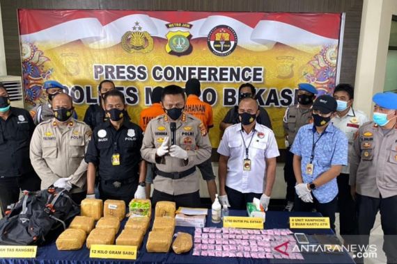 Polisi Tangkap Kurir 12 Kg Sabu-sabu & 3.750 Ekstasi, Bandar Besarnya Masih Bebas - JPNN.COM