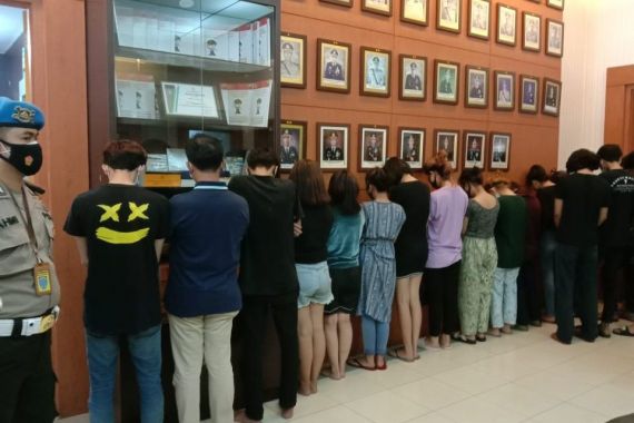 Ada Prostitusi Online di Tangerang, Tarif Rp 500 Ribu Sekali Kencan - JPNN.COM