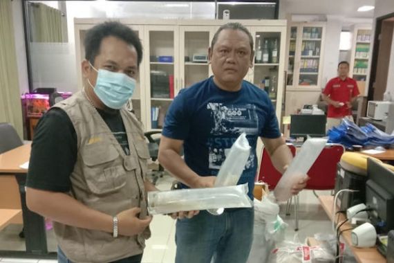 TNI AL Gagalkan Penyelundupan Benih Lobster di Bandara Juanda - JPNN.COM