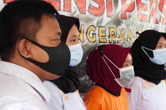 Mbak Eli Mutia Dihamili Laki-laki, Terjadi Peristiwa Mengerikan di Kamar Mandi - JPNN.COM