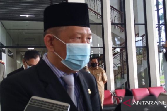 Gubernur Kalbar Meminta Warganya Tidak Pergi ke Malaysia, Waduh - JPNN.COM