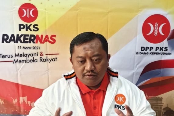 Rakernas Bidang Kepemudaan DPP PKS, Anak Muda Harus Mengisi Ruang Kebijakan Publik - JPNN.COM