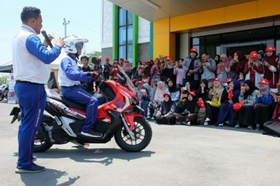 Begini Posisi Tubuh Saat Berkendara Sepeda Motor agar Tak Mudah Letih  - JPNN.COM