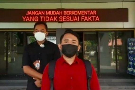 Mahasiswa Penghina Gibran di Medsos Ditangkap Polisi, Langsung Minta Maaf - JPNN.COM