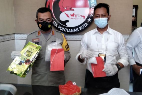 Polisi Gagalkan Peredaran 1,1 Kg Sabu-sabu, Ternyata Dikendalikan Napi dari Lapas - JPNN.COM