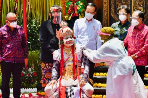 Jokowi Sebut Tiga Kawasan Wisata Bali Akan Dibuka, Kapan? - JPNN.COM