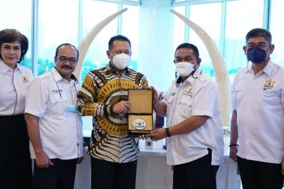 Bamsoet Ajak Kadin Jawa Barat Bangkitkan Perekonomian Rakyat - JPNN.COM