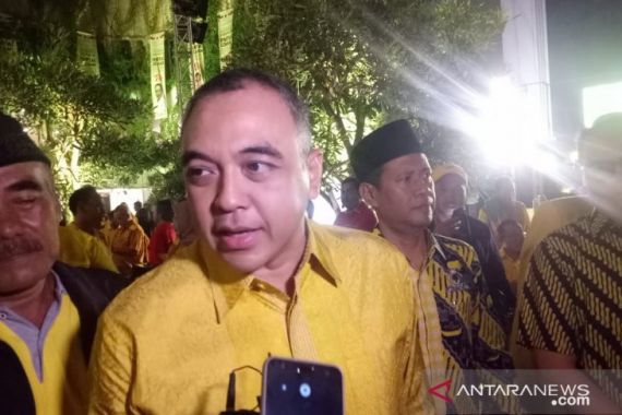 Peringati Isra Mikraj, Ahmed Zaki Iskandar Imbau Kader Golkar DKI Jakarta Kembali Makmurkan Masjid - JPNN.COM