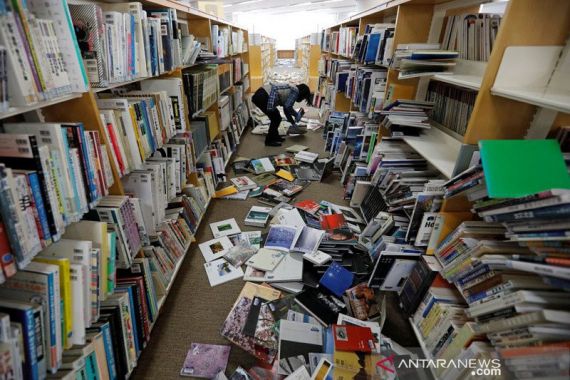Gempa Besar Mengguncang Jepang, Menyebabkan Tsunami - JPNN.COM
