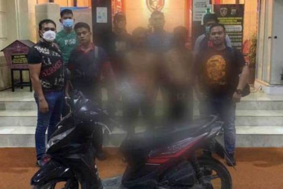 Dua Penjambret Ponsel Perwira Polisi Ditangkap, Nih Tampangnya - JPNN.COM