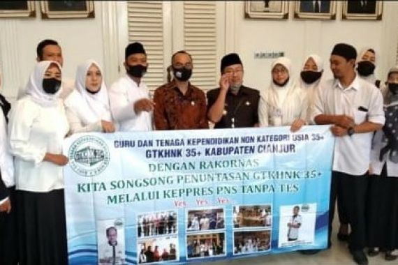 Sigid Optimistis Seluruh Kada Dukung Keppres Guru dan Tendik Honorer jadi PNS - JPNN.COM