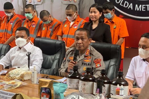 Polda Metro Jaya Gagalkan Sabu-sabu Senilai Rp 2 Miliar Tujuan Sulawesi - JPNN.COM