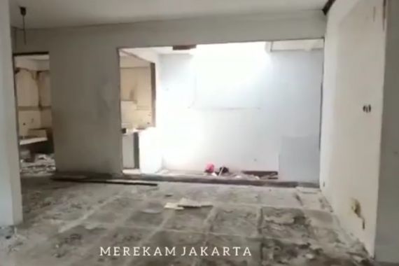 Material Rumah Mewah di Jakbar Dibongkar dan Dicuri, Keterlaluan - JPNN.COM