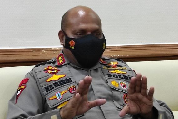 KKB Kejam, Irjen Fakhiri Menyampaikan Perintah kepada Pasukan di Beoga - JPNN.COM