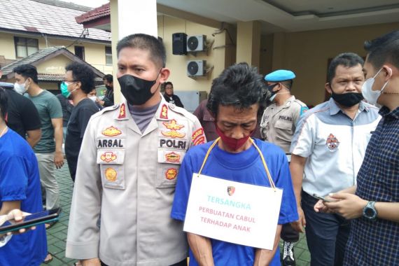 Di Bantaran Sungai Cisadane, AS Melakukan Perbuatan Bejat Terhadap APH - JPNN.COM