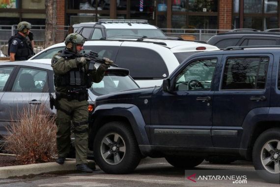 Tidak Ada Korban WNI dalam Penembakan Massal di Colorado - JPNN.COM