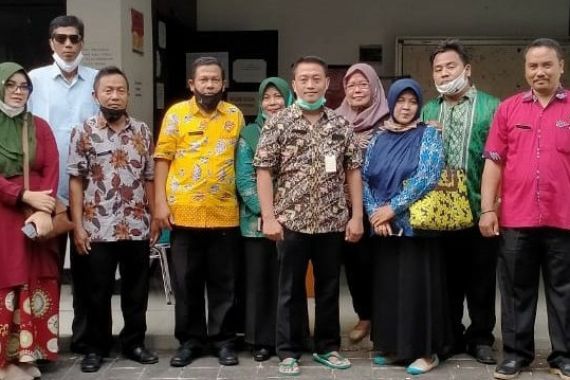 Terima Gaji Maret Plus Rapelan 2 Bulan, PPPK Jember Semringah - JPNN.COM