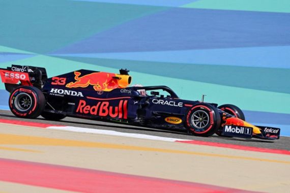 Max Verstappen Pimpin FP1 GP Bahrain - JPNN.COM