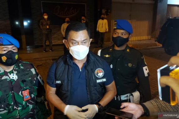Razia Prokes di Tempat Karaoke, Polda Metro Jaya Temukan 1 Orang Positif Narkoba - JPNN.COM
