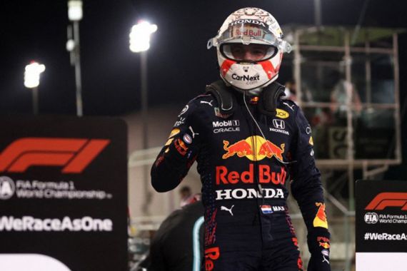 Hasil Kualifikasi GP Bahrain: Max Verstappen Lebih Kencang dari Lewis Hamilton - JPNN.COM
