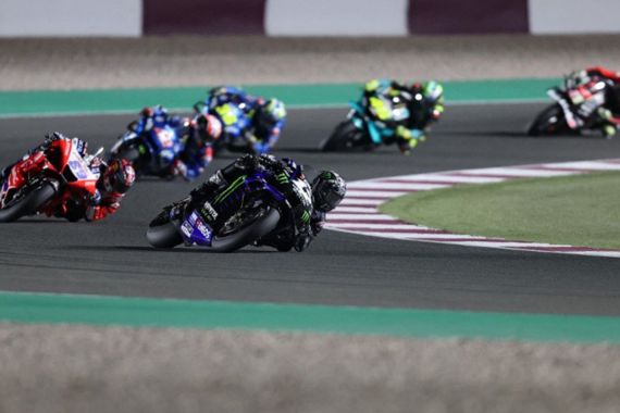 Dramatis, Maverick Vinales Juara MotoGP Qatar - JPNN.COM