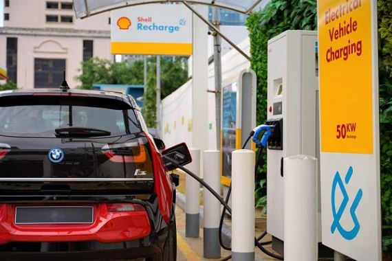 Shell Indonesia Punya Layanan SPKLU untuk Kendaraan Listrik, Harganya? - JPNN.COM