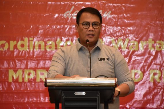 Ahmad Basarah: Tidak Ada Agenda MPR Memperpanjang Masa Jabatan Presiden - JPNN.COM