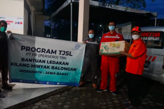 PT PP Cepat Tanggap Salurkan Bantuan kepada Korban Bencana - JPNN.COM