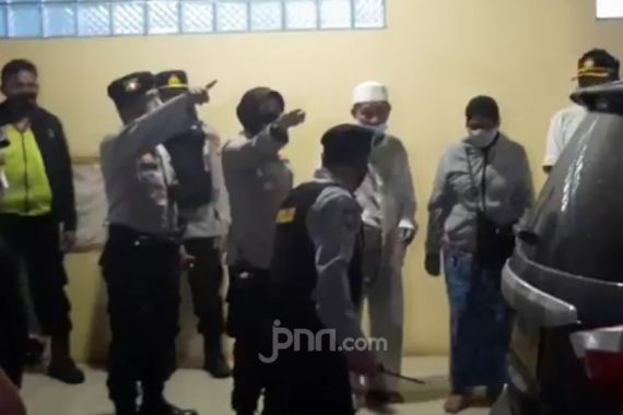 Jenazah Penyerang Mabes Polri Tiba di RS Polri Kramat Jati, Keluarga Datang tanpa Sepatah Kata - JPNN.COM