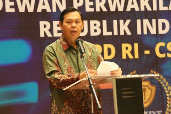 Kemenkes Terbitkan Aturan Baru, Sultan Minta Insentif Nakes 2020 Segera Dibayarkan - JPNN.COM