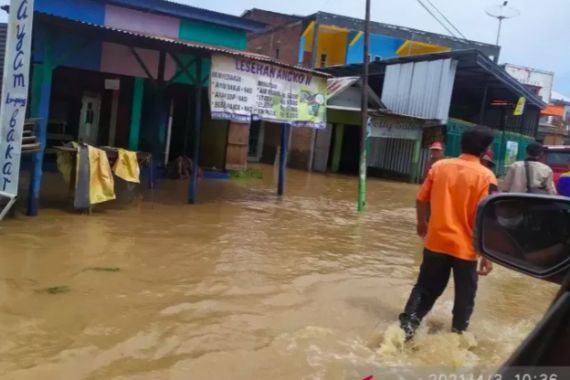 27.808 Jiwa Terdampak Banjir di Bima, Dua Orang Meninggal - JPNN.COM